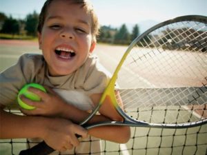 bambino-tennis